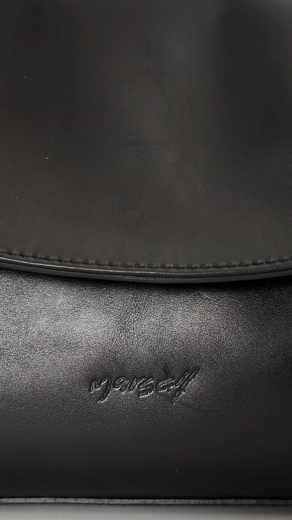 Drome Clutch in Black