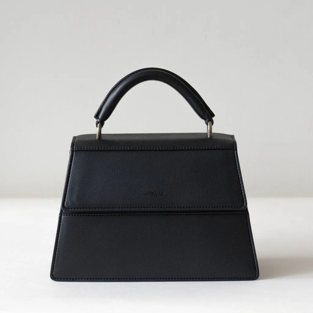 Hamilton Satchel with Signet in Black