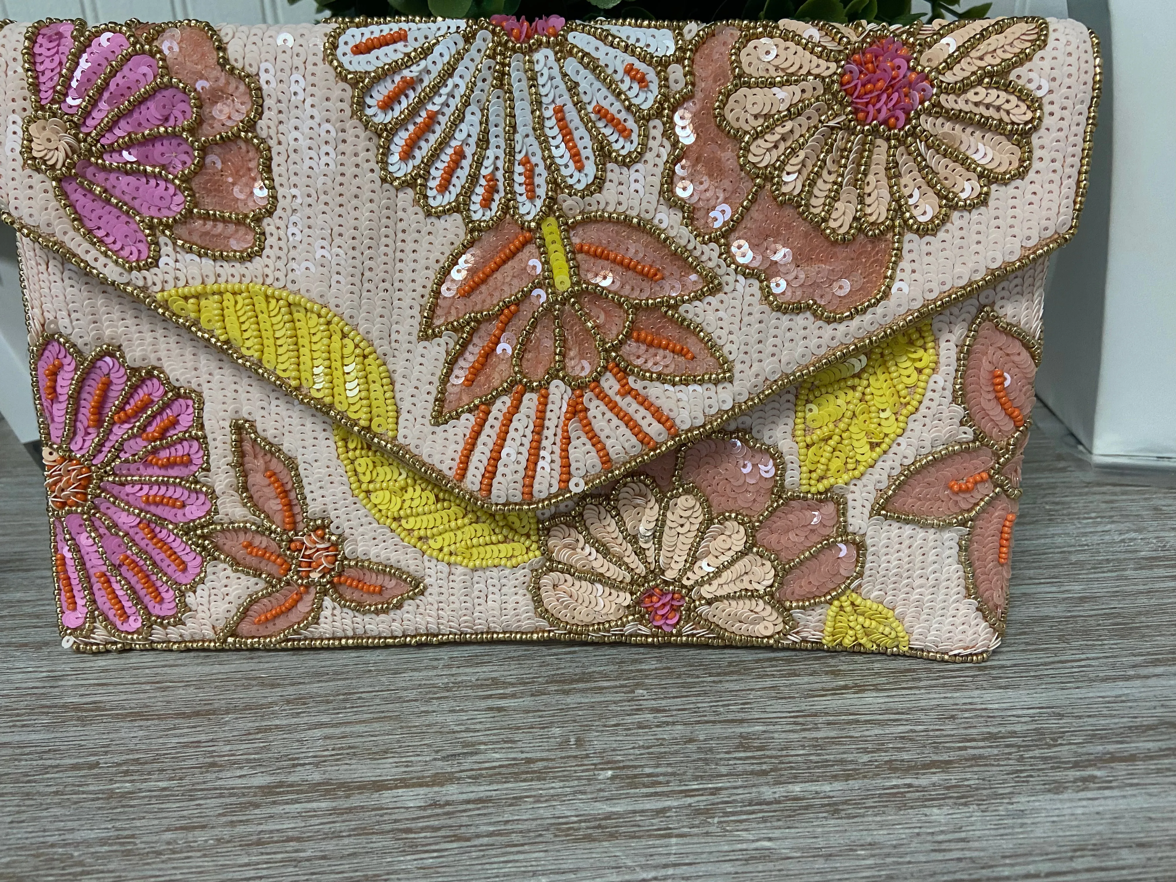 Summertime Beaded Clutch
