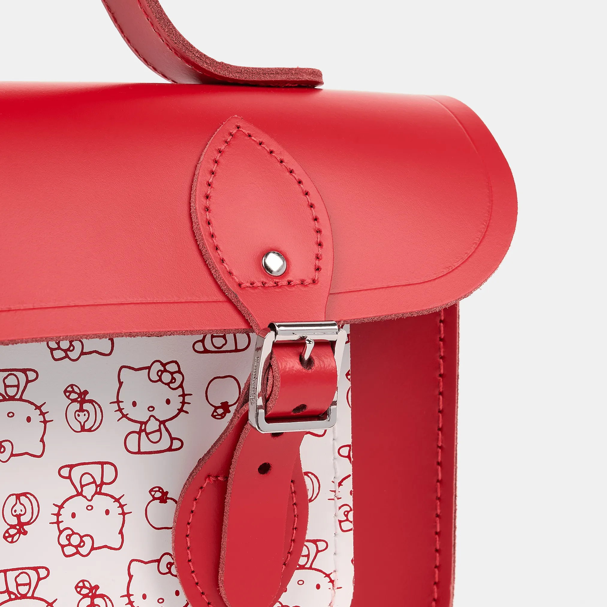 The Hello Kitty 11 Inch Batchel - Red & Brilliant White